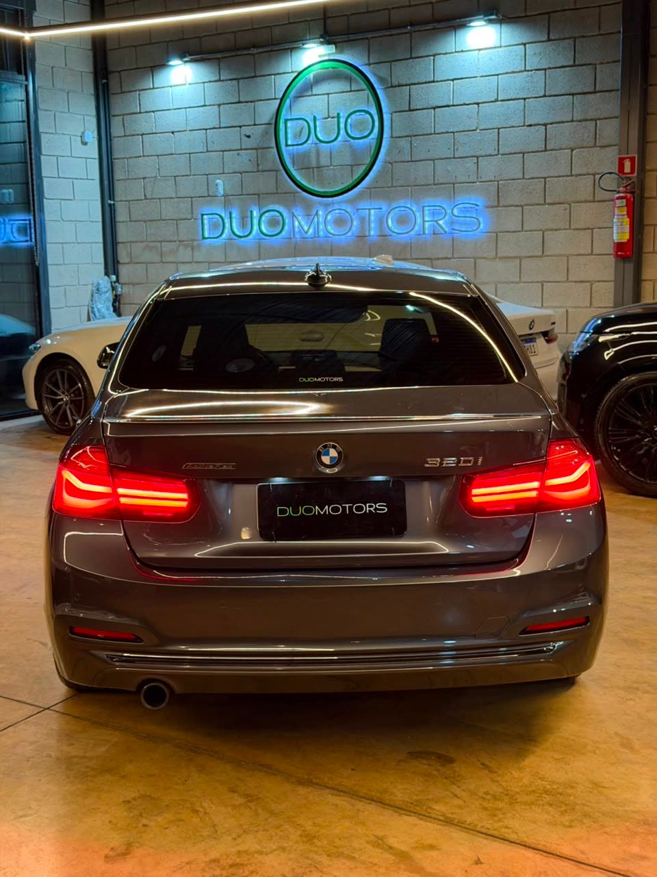 Ver a foto 6 do BMW 320i Sport