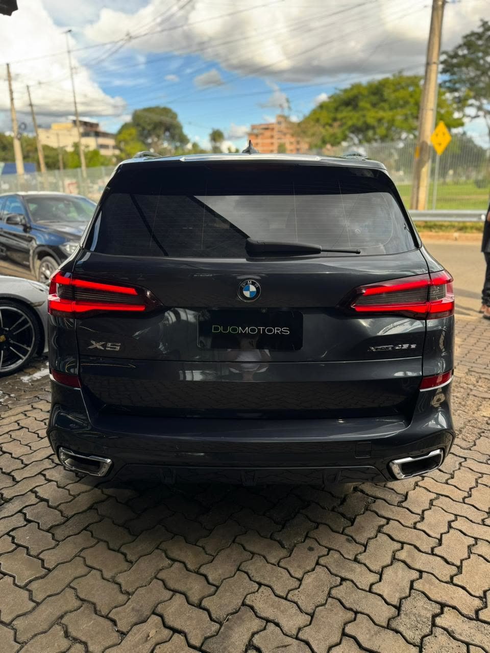 Ver a foto 5 do BMW X5 45e Drive M Sport